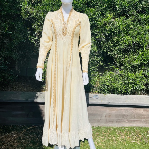 Vintage Union Made Victorian Revival Dress - Picture 8 of 13